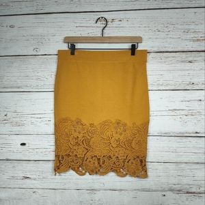 Haute Monde Lace Pencil Skirt